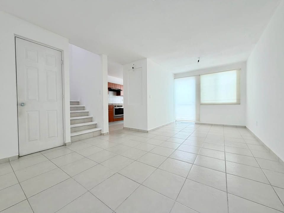 3 Beds 2.5 Baths - House 2