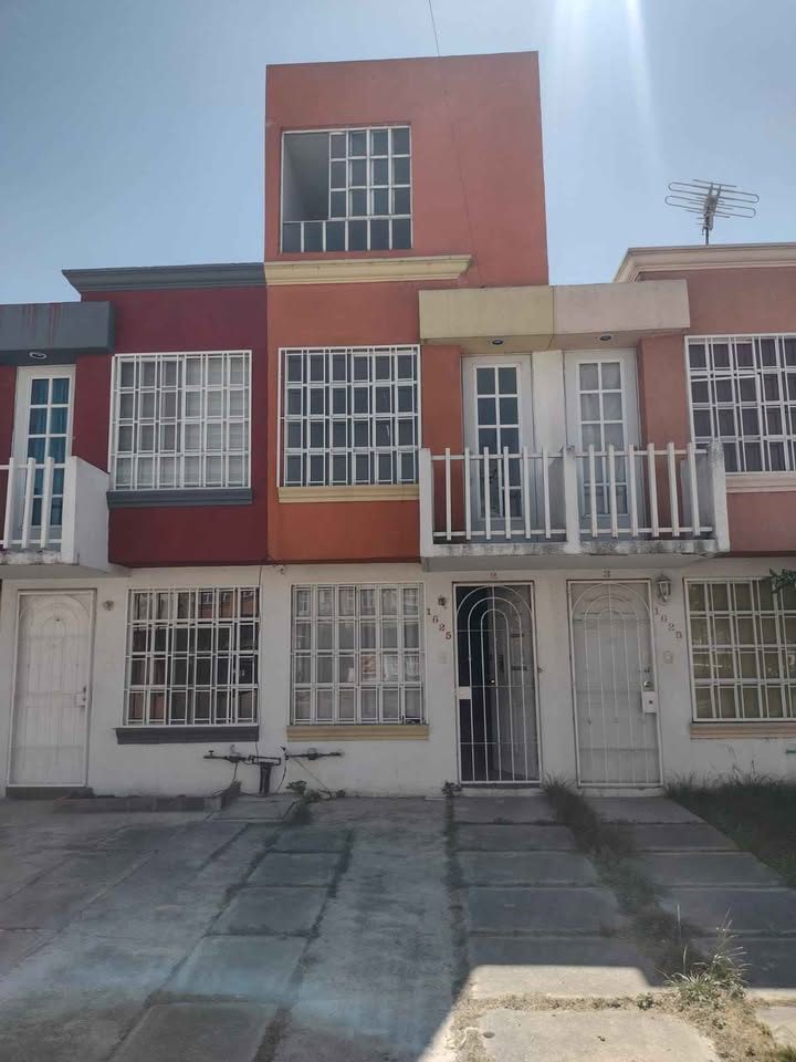 6 habitaciones 2 baños - Casa 3