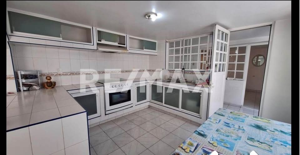 4 habitaciones 3,5 baños - Casa 2
