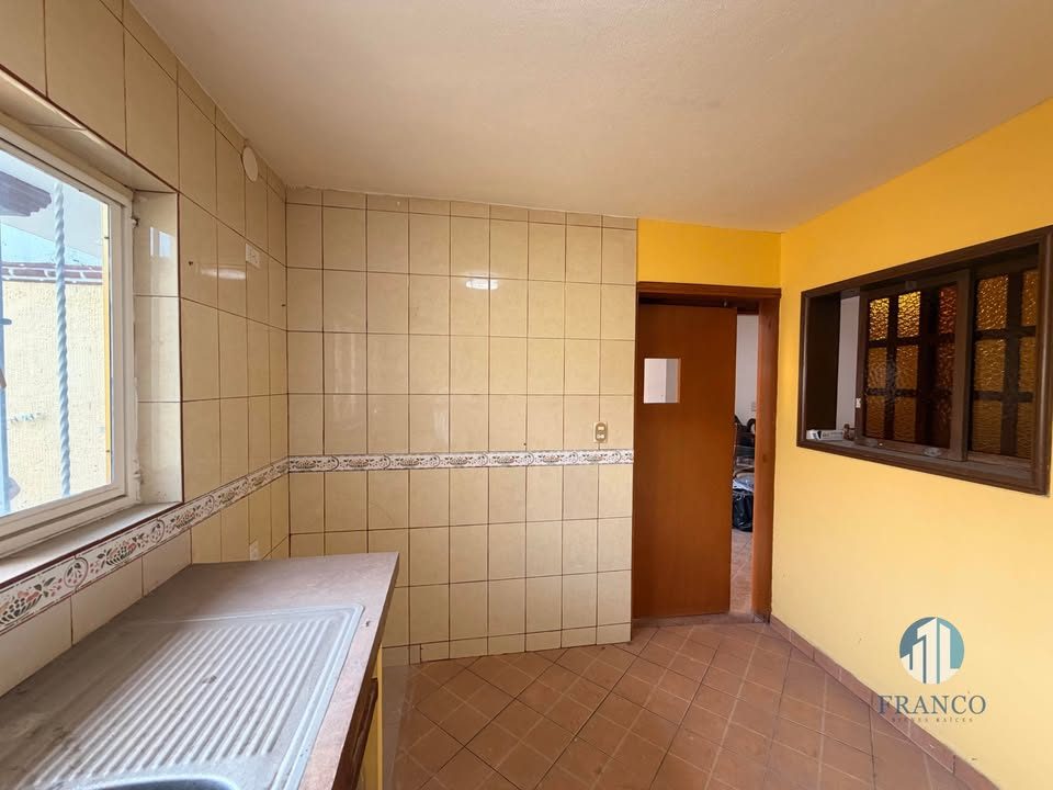 3 habitaciones 2 baños Casa 3