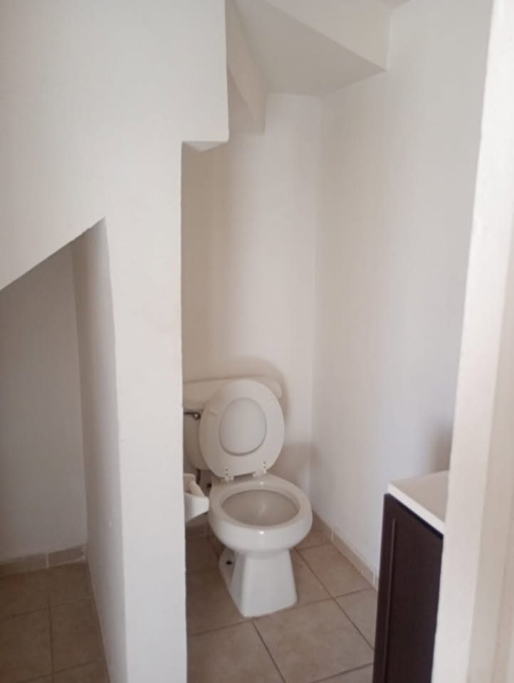3 habitaciones 2.5 baños Casa 3