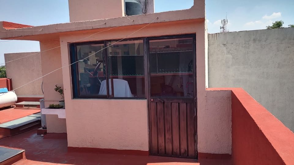 3 habitaciones 2.5 baños Casa 2