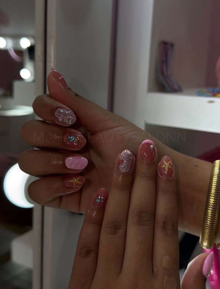 Uñas ✨🌟🌈 2