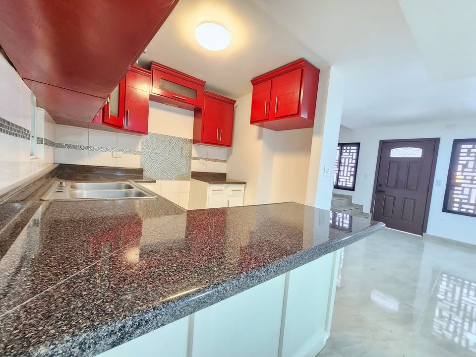 3 habitaciones 2 baños Casa 2