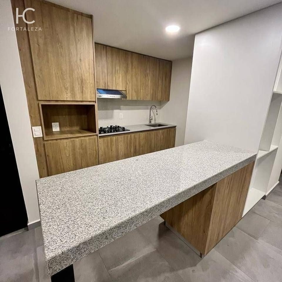 2 beds 2 baths Flat 3