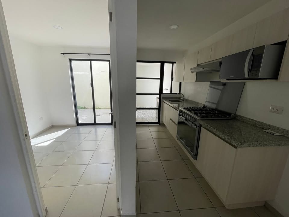 3 habitaciones 2 baños Casa 3