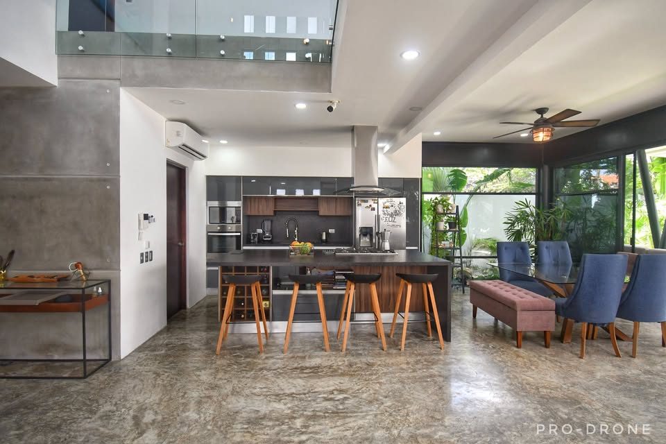 4 habitaciones 6.5 baños Casa 3