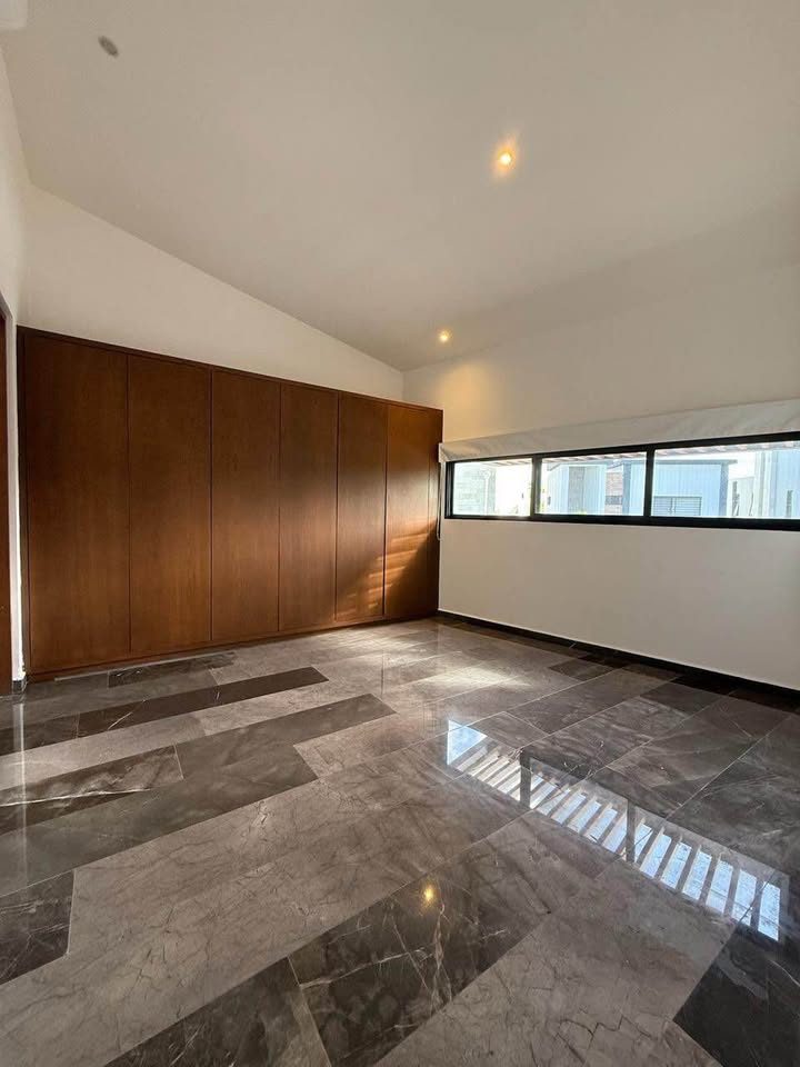 4 habitaciones 5 baños - Casa 2