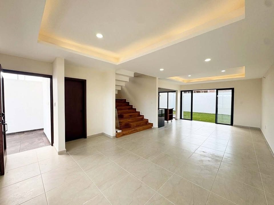 3 habitaciones 4.5 baños Casa 2