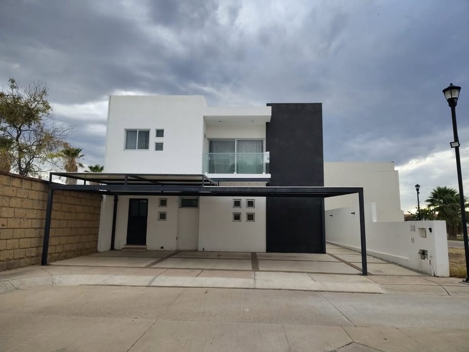 4 habitaciones 3 baños Casa 3