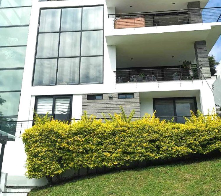 5 habitaciones 6 baños Casa 3