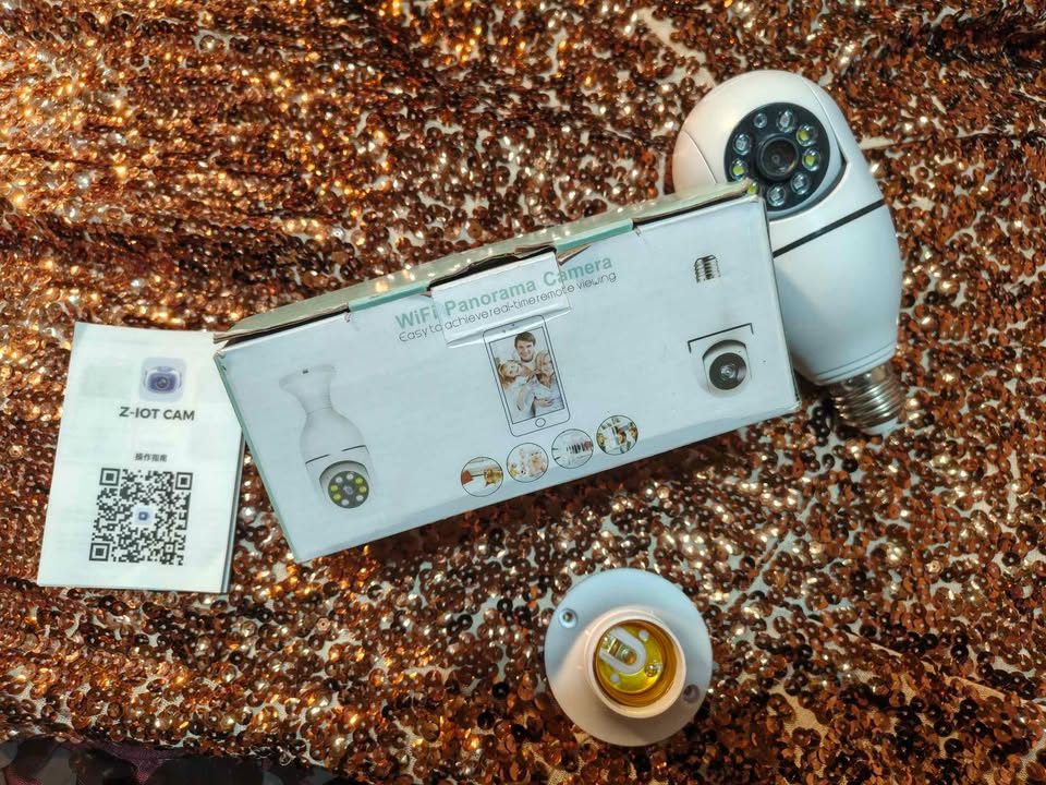 Cámaras de seguridad 360° inalámbricas para exteriores, bombilla WiFi 2
