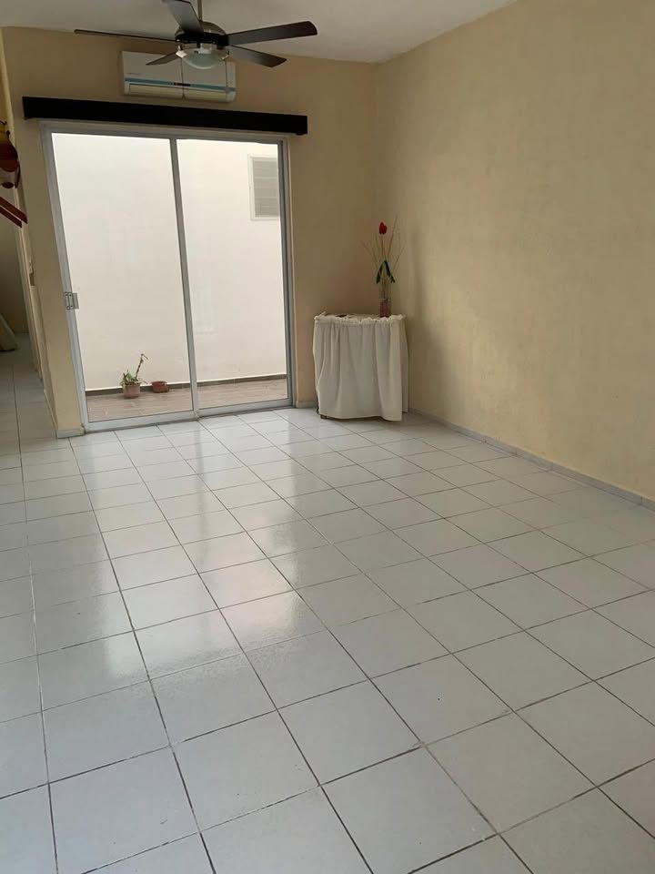 2 habitaciones 2.5 baños Casa 2
