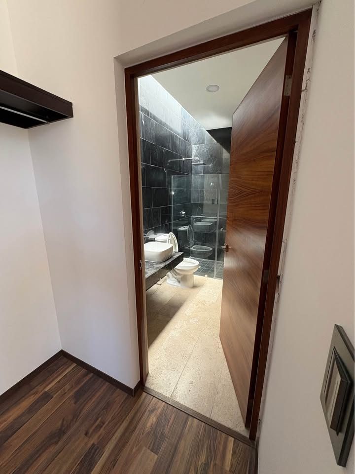 3 habitaciones 3.5 baños Casa 3