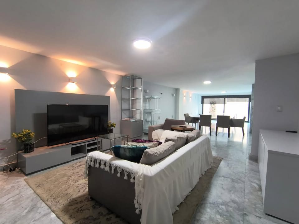 4 habitaciones 4 baños Casa 3