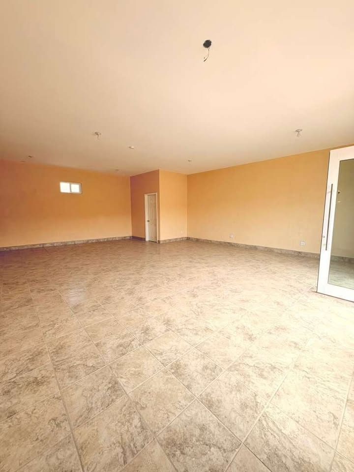 Local comercial en renta · 64 m² · Tecate 2
