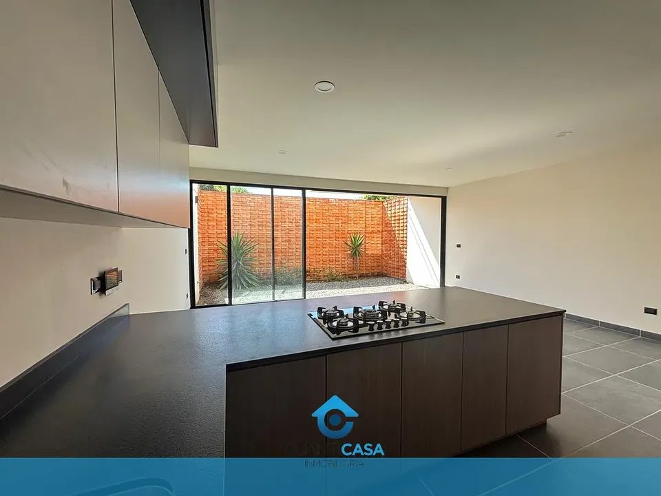 2 habitaciones 2.5 baños Casa 3