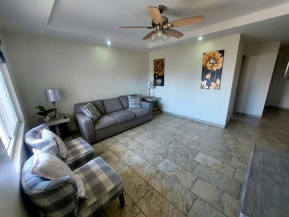 3 habitaciones 3.5 baños Casa 2