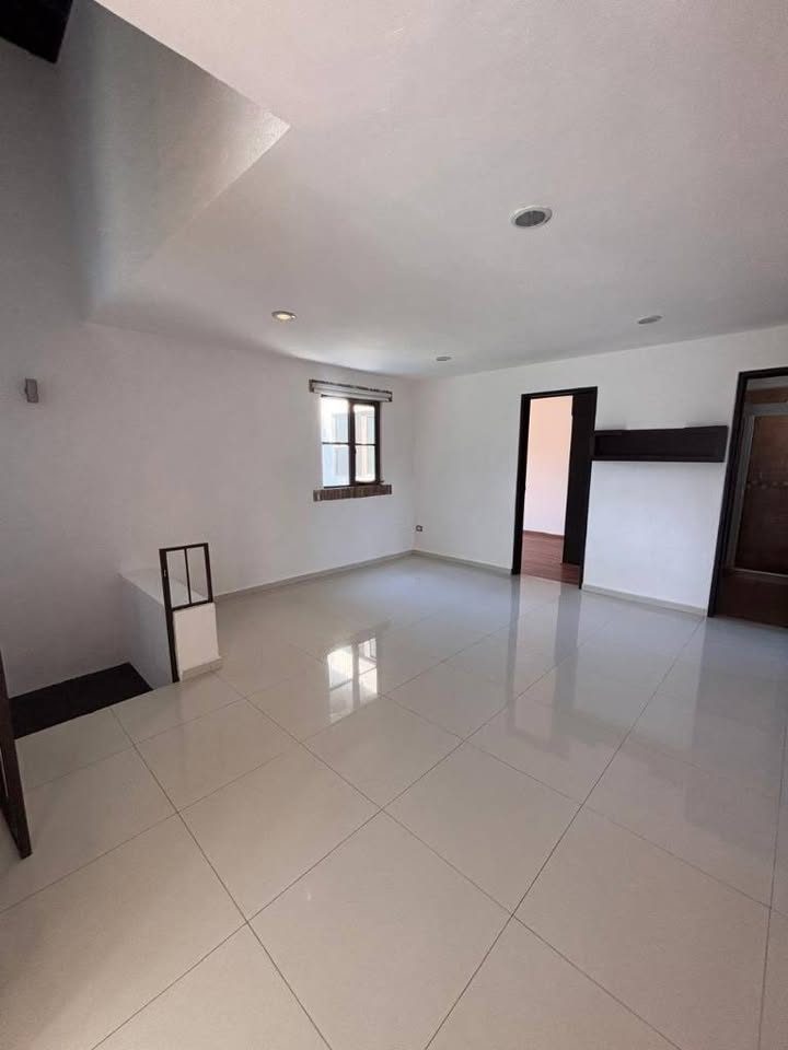 4 habitaciones 3 baños Casa 3