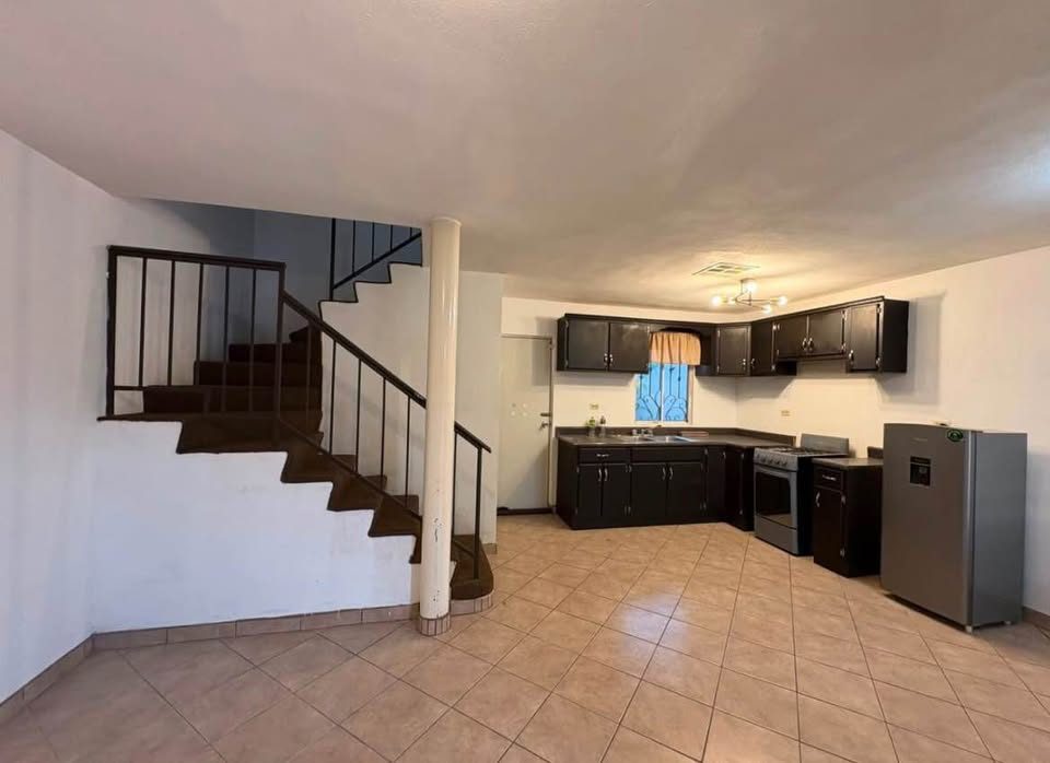 3 Beds 2.5 Baths - House 2