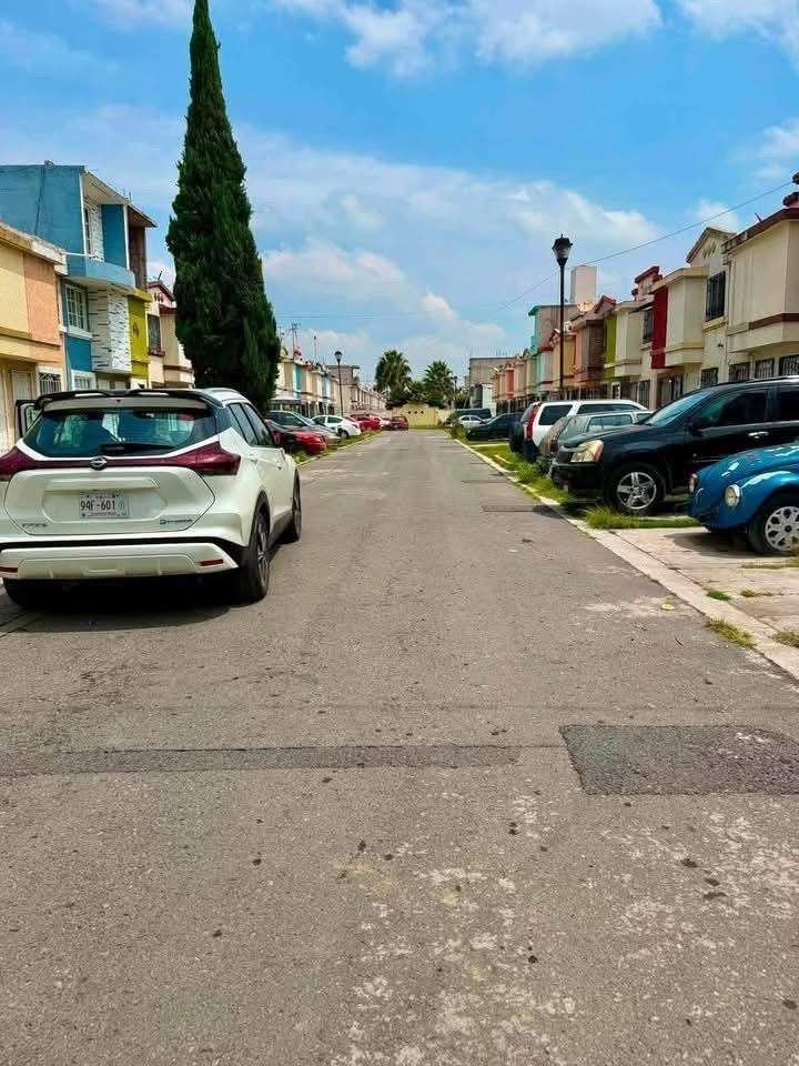 CASA EN VENTA URBI VILLAS DEL CAMPO TECAMAC 2