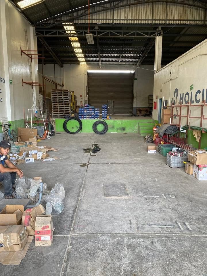 RENTA de BODEGA INDUSTRIAL BLVD JOSE MARIA PATONI - 640 MT2 2