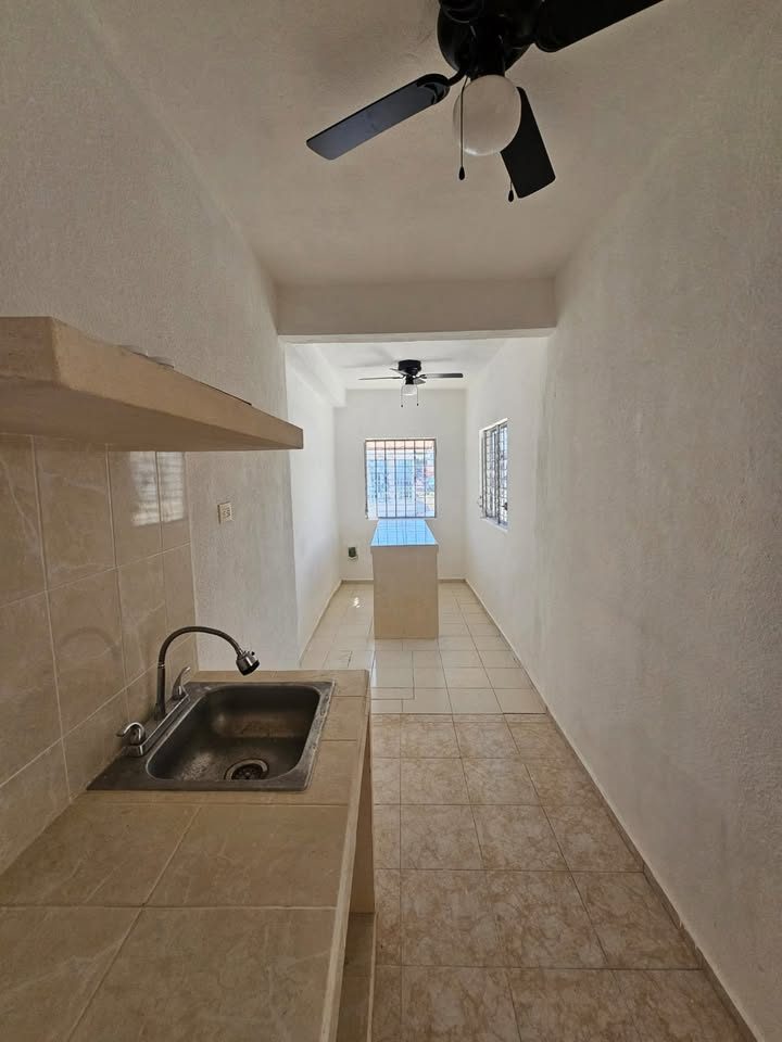 2 habitaciones 1 baño Casa 3