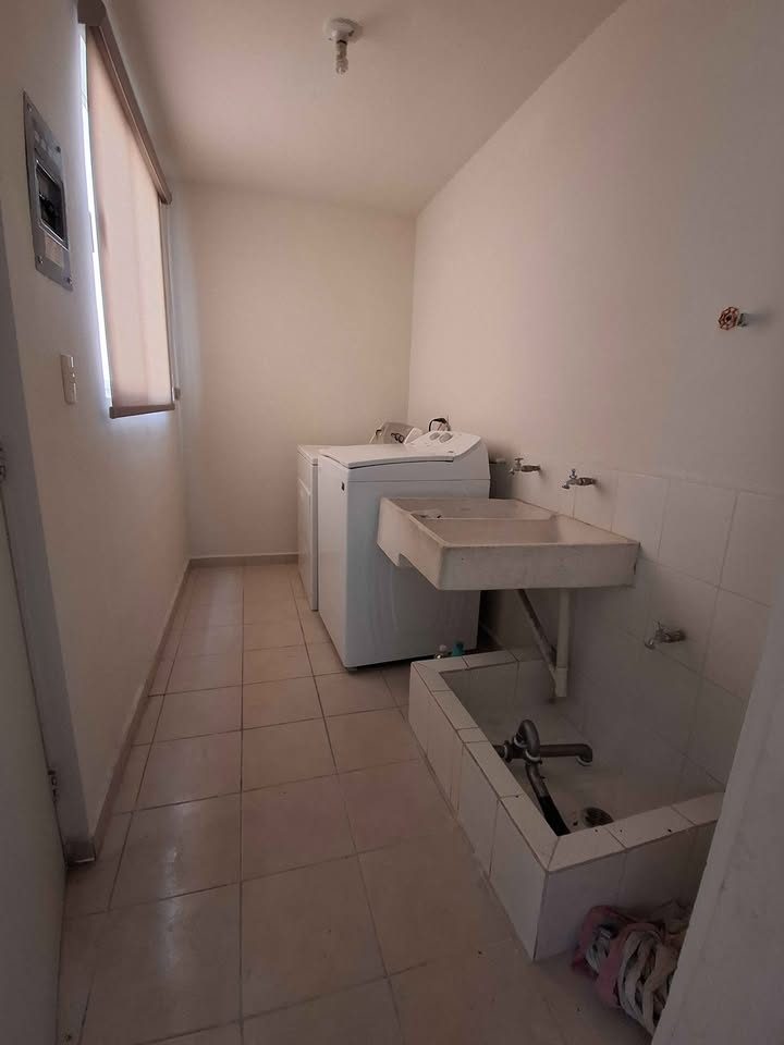 Casa en renta · 3 rec · Ex-Hacienda Santa Rosa 3
