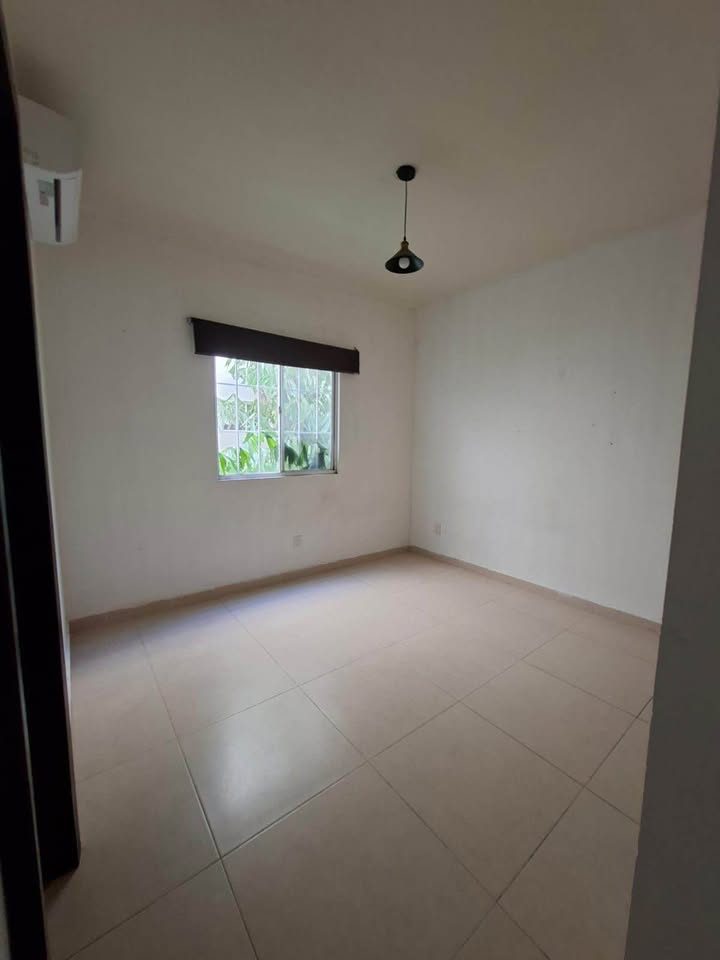 3 Beds 2 Baths - Apartment 2