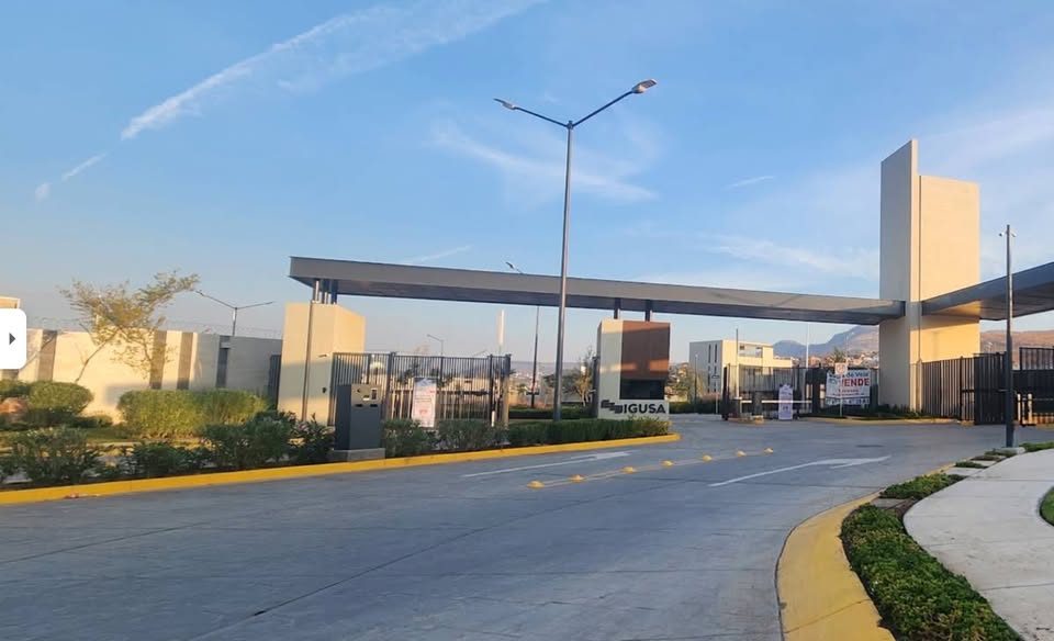 Terreno en venta · 191 m² · León 3