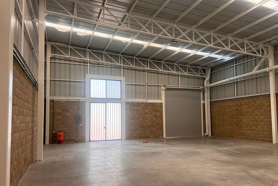 Bodega en renta · 376 m² · Aguascalientes 2