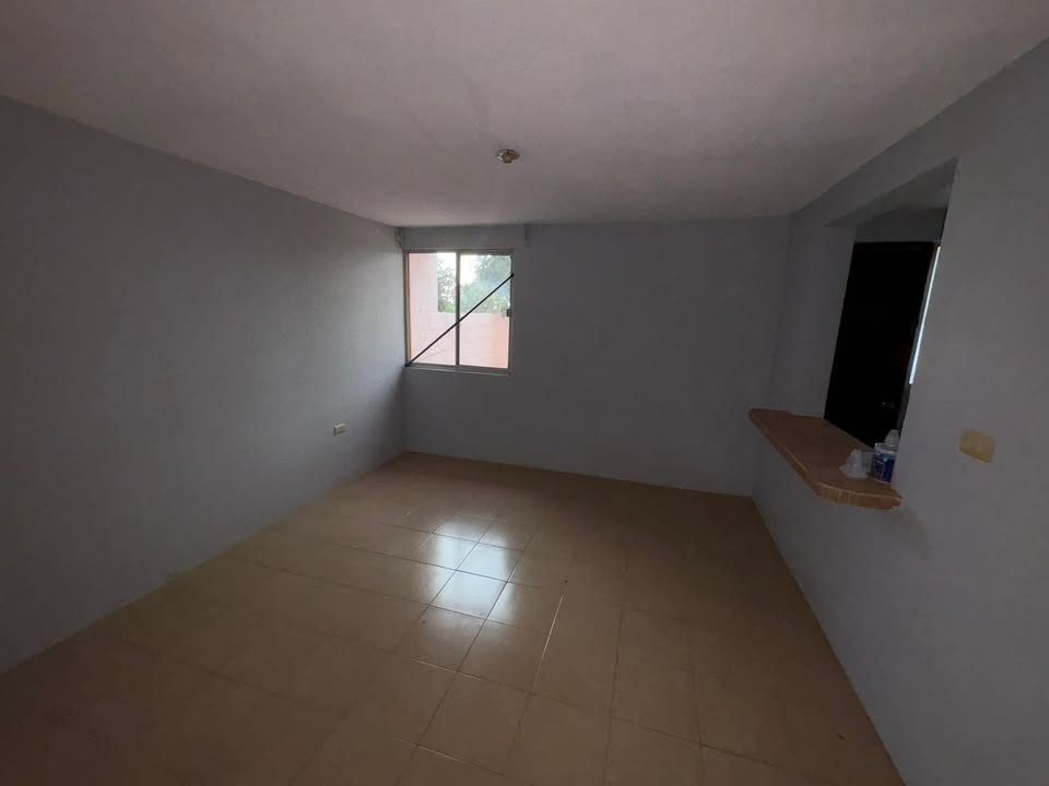 2 habitaciones 1.5 baños Casa 3