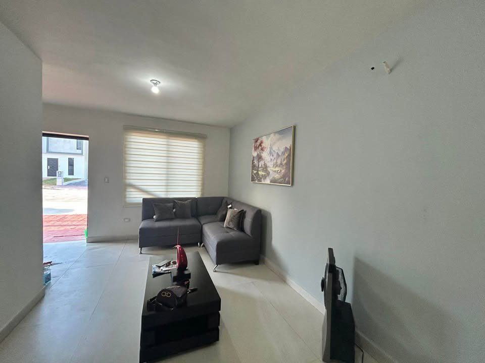 2 habitaciones 1.5 baños Casa 2