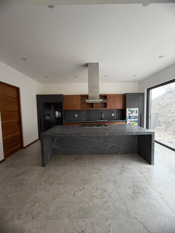 3 habitaciones 4 baños - Casa 2