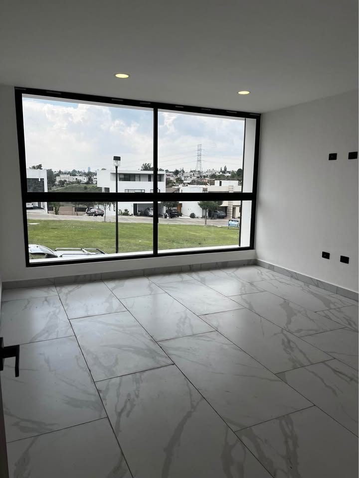 4 habitaciones 4,5 baños - Casa 3
