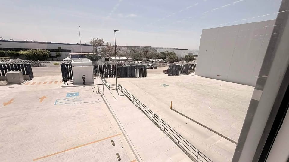 Nave industrial en renta · 7 612 m² · Tijuana 2