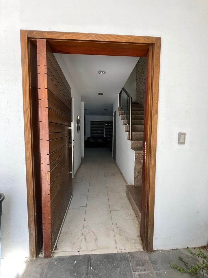 Casa en renta · 3 rec · Lomas de Angelópolis 2
