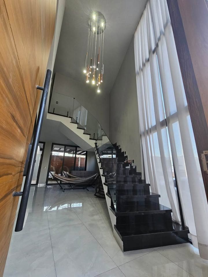 5 habitaciones 5,5 baños - Casa 3