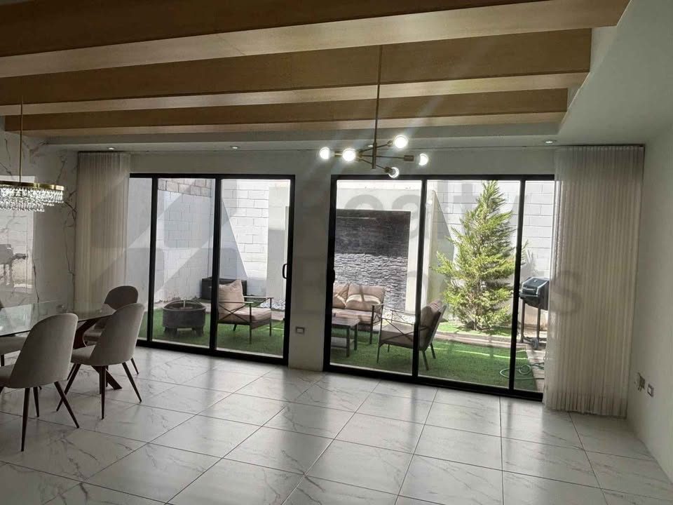 4 habitaciones 5 baños - Casa 2