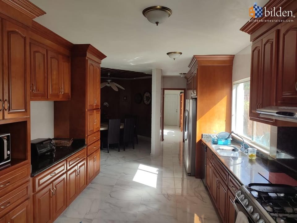 4 habitaciones 4 baños Casa 2