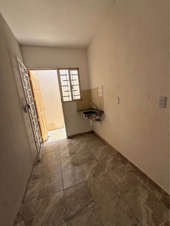 2 habitaciones 1 baño - Casa 3