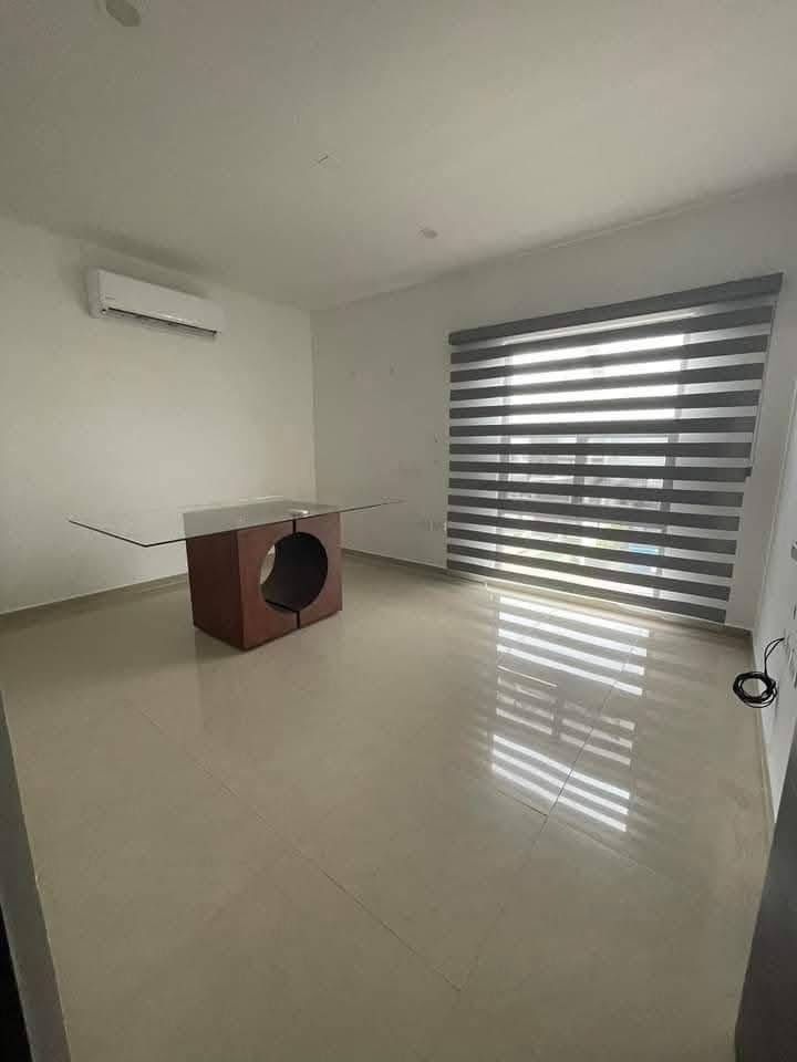 ✅ CASA EN RENTA EN KEDROS MANTTO INCLUIDO 2