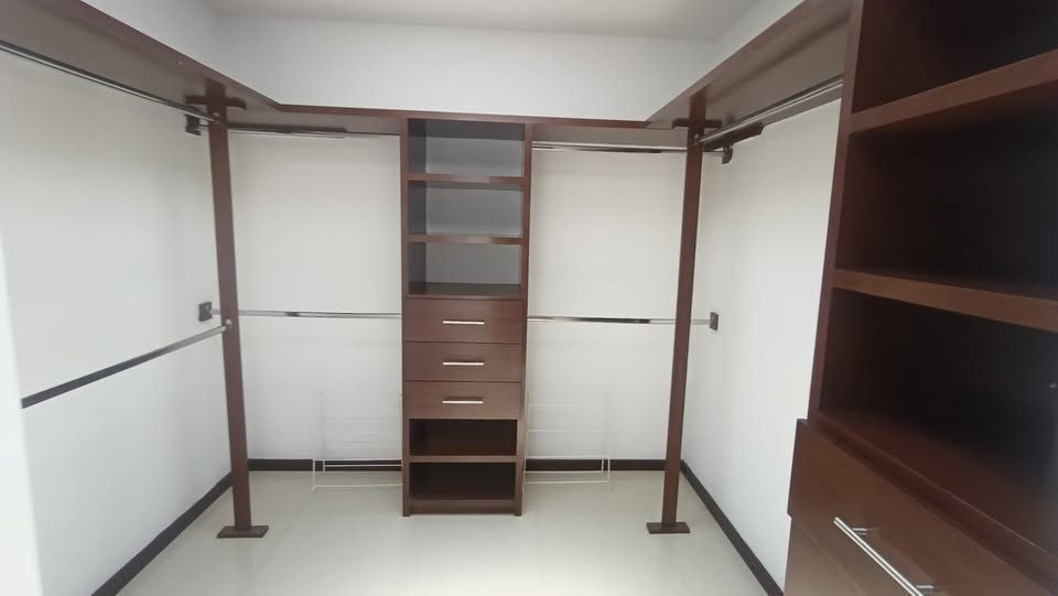3 habitaciones 3 baños Casa 3