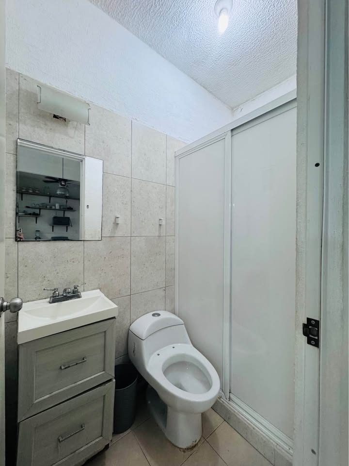 2 habitaciones 1 baño - Departamento 3