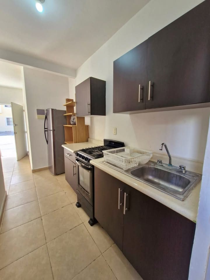 2 habitaciones 1 baño Departamento 3