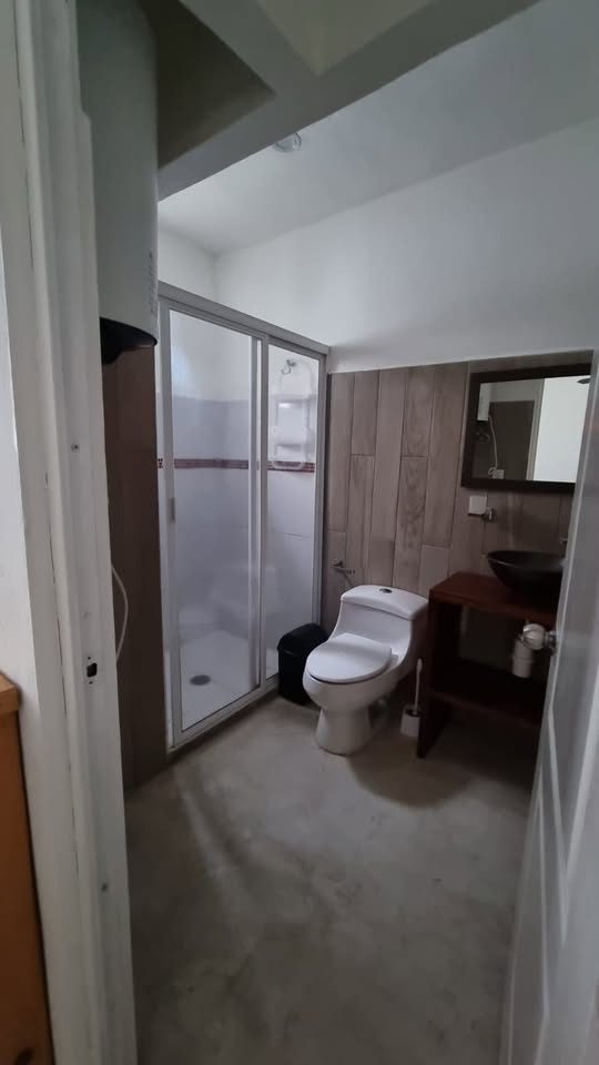 1 habitación 1 baño Departamento 2