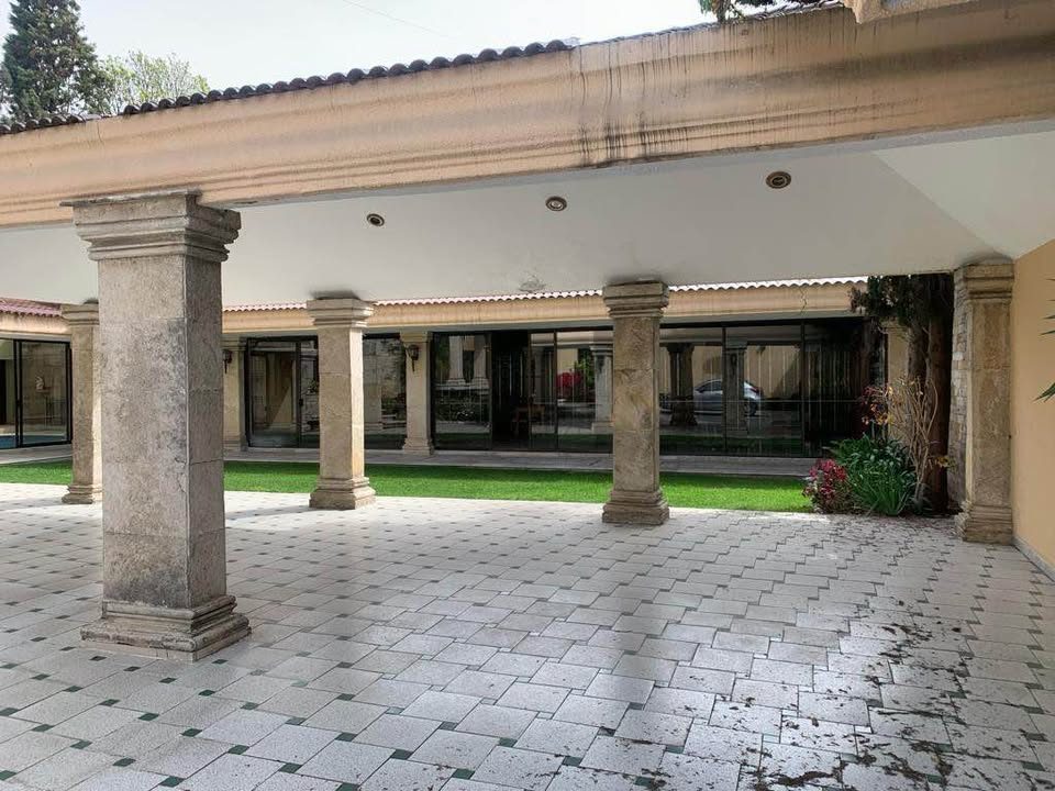 3 habitaciones 5 baños Casa 3