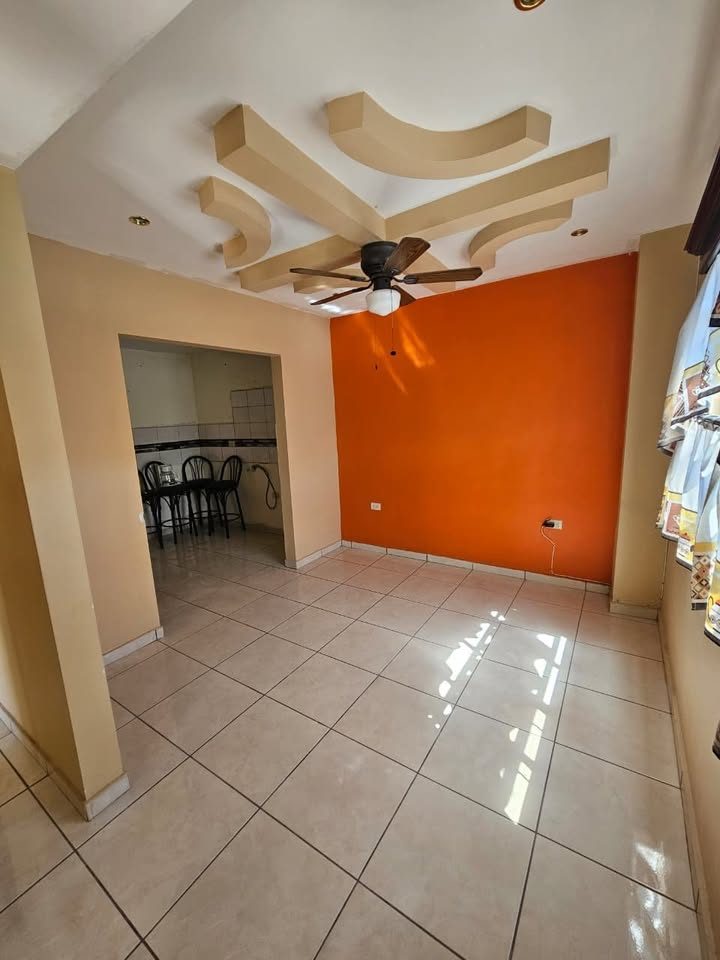 3 habitaciones 2 baños Casa 3