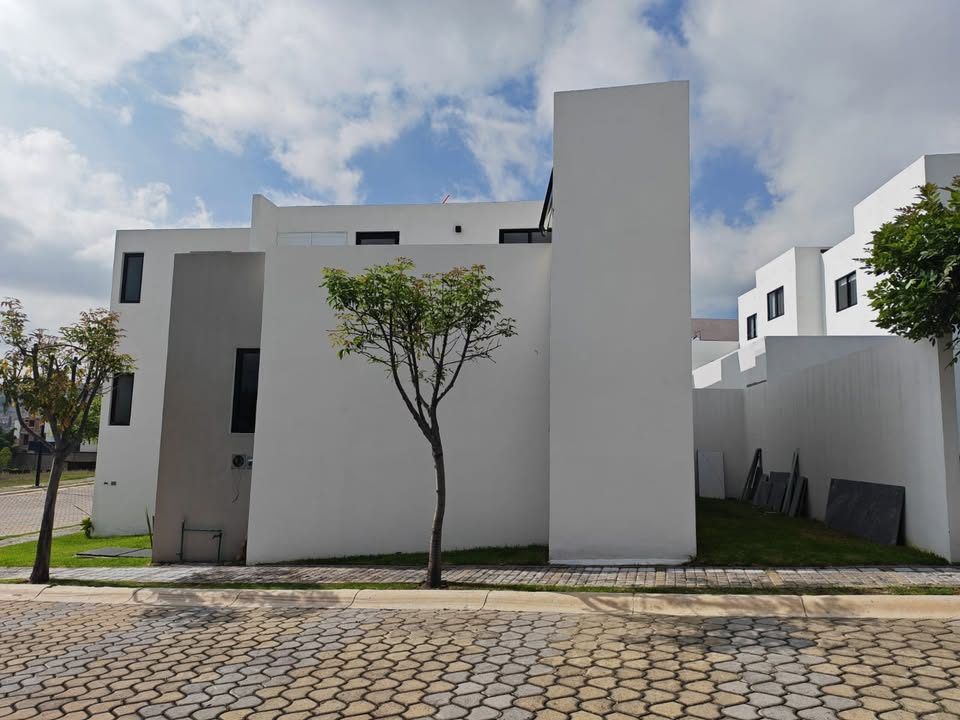 Casa en venta · 3 rec · 136 m² · Lomas de Angelópolis 2