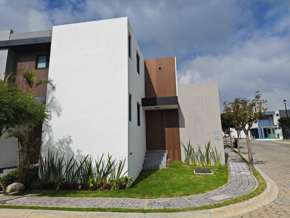 Casa en venta · 3 rec · 136 m² · Lomas de Angelópolis 3